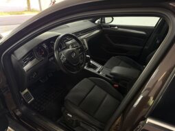 
										Volkswagen Passat Variant Alltrack 4Motion/Panorama/AHK/LED full									