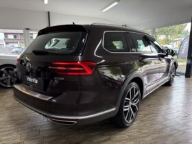 Volkswagen Passat Variant Alltrack 4Motion/Panorama/AHK/LED