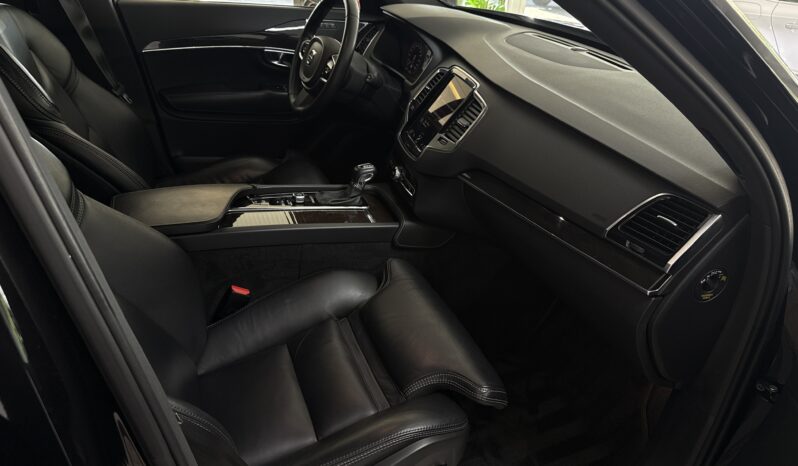 
								Volvo XC90 Inscription AWD/Keyless/AHK/High Beam/Memory full									