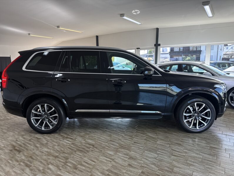 
								Volvo XC90 Inscription AWD/Keyless/AHK/High Beam/Memory full									