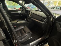 
										Volvo XC90 D5 R Design AWD/Pano/HuD/Standheiz./AHK full									