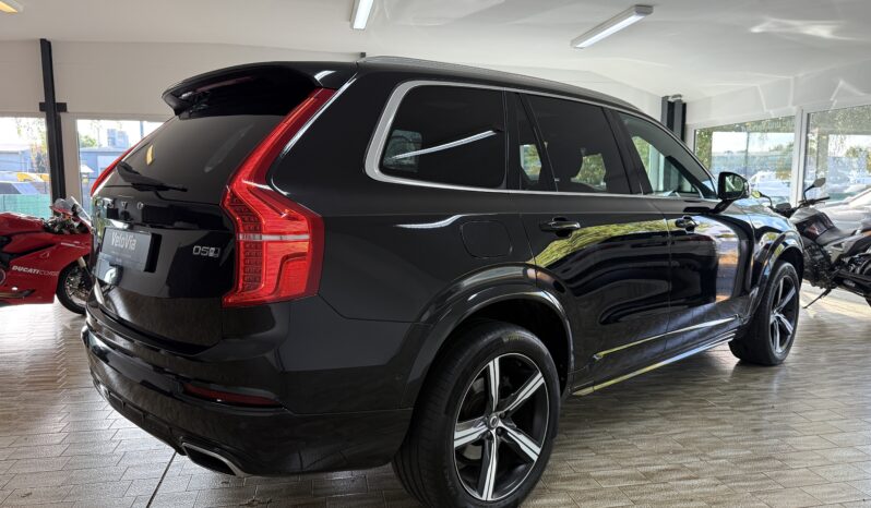 
								Volvo XC90 D5 R Design AWD/Pano/HuD/Standheiz./AHK full									