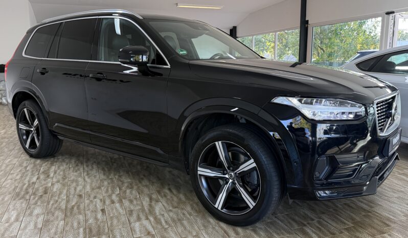 
								Volvo XC90 D5 R Design AWD/Pano/HuD/Standheiz./AHK full									