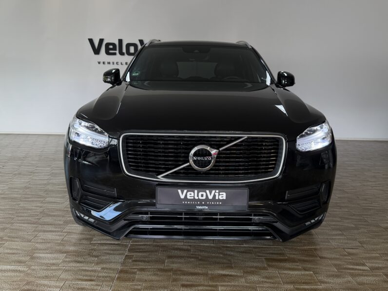 
								Volvo XC90 D5 R Design AWD/Pano/HuD/Standheiz./AHK full									