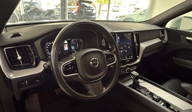 
								Volvo XC60 Inscription AWD/Massage/Sitzbel./Kamera/AHK full									